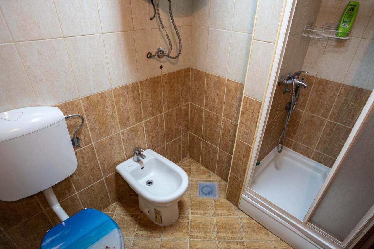 Ana Apartment โกตอร์ ภายนอก รูปภาพ