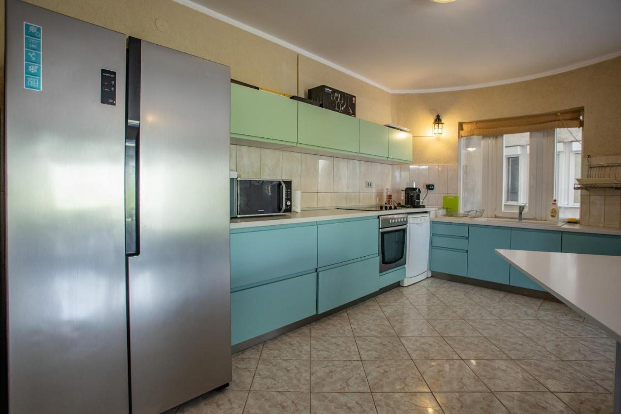 Ana Apartment โกตอร์ ภายนอก รูปภาพ