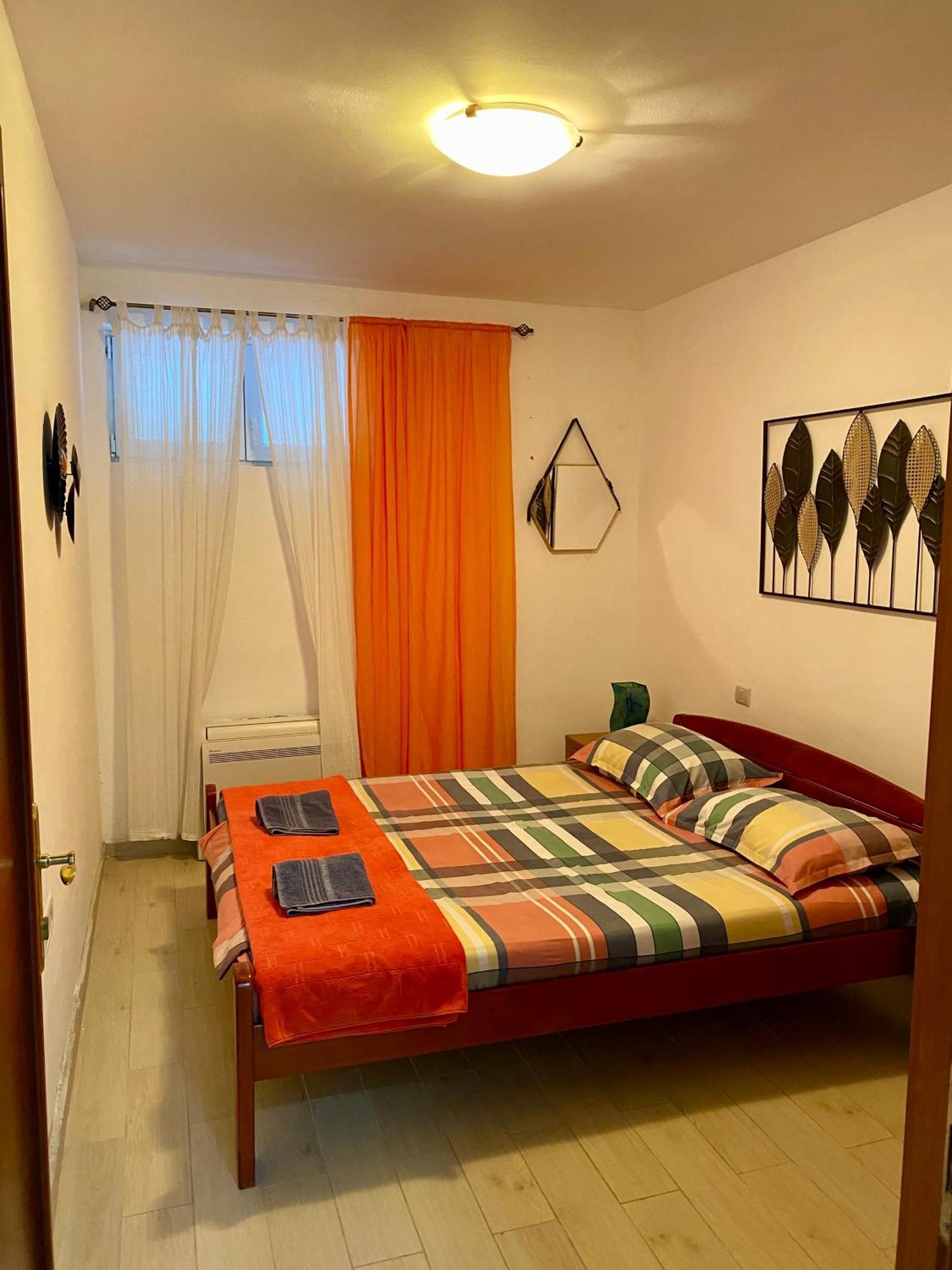 Ana Apartment โกตอร์ ภายนอก รูปภาพ
